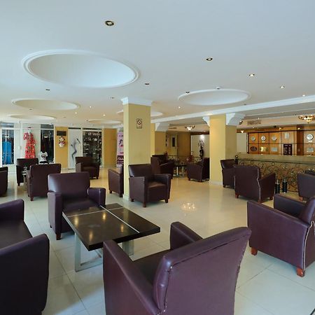 Oyo 112 Semiramis Hotel Manama Exterior foto